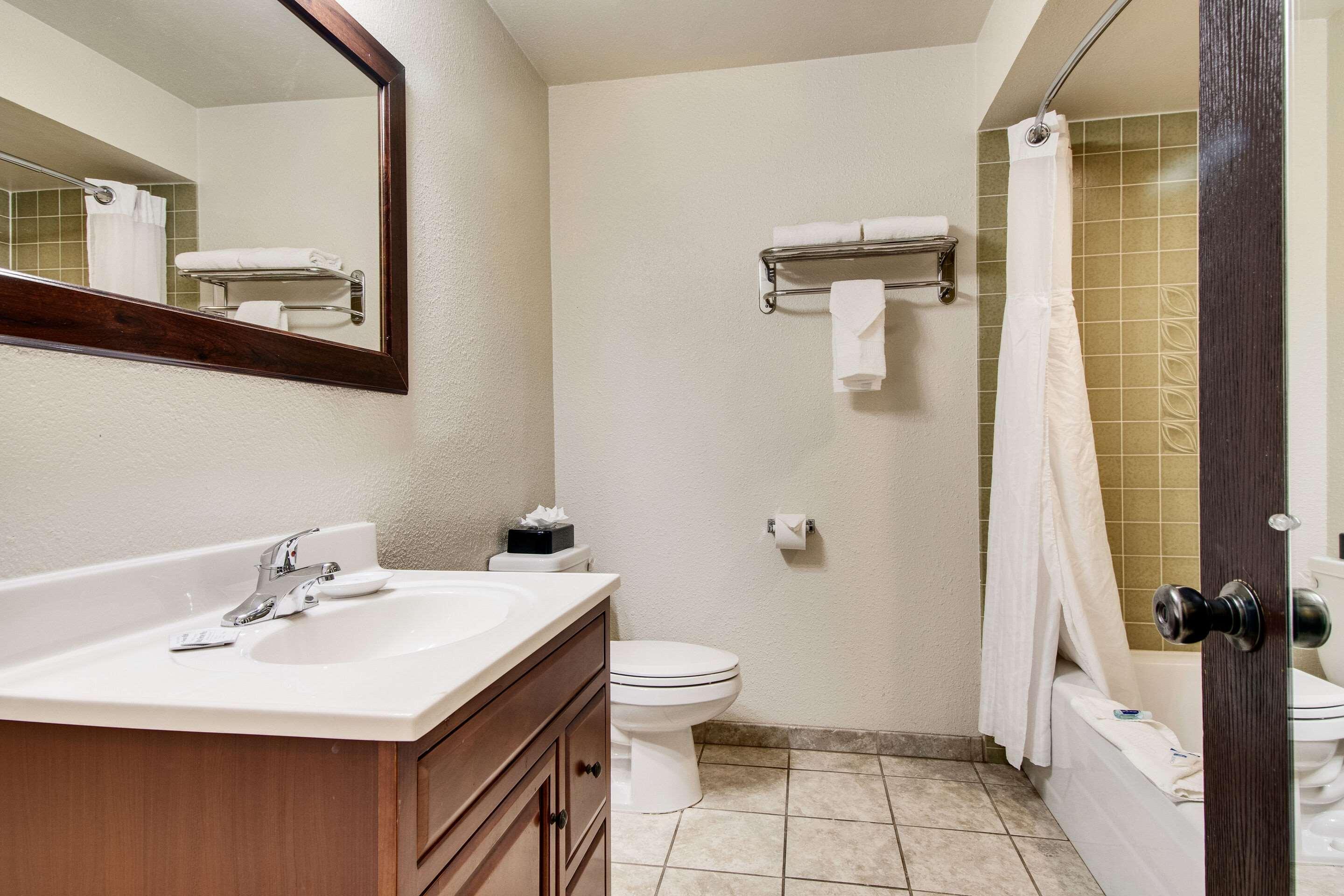 Rodeway Inn & Suites Portland - Jantzen Beach Ngoại thất bức ảnh