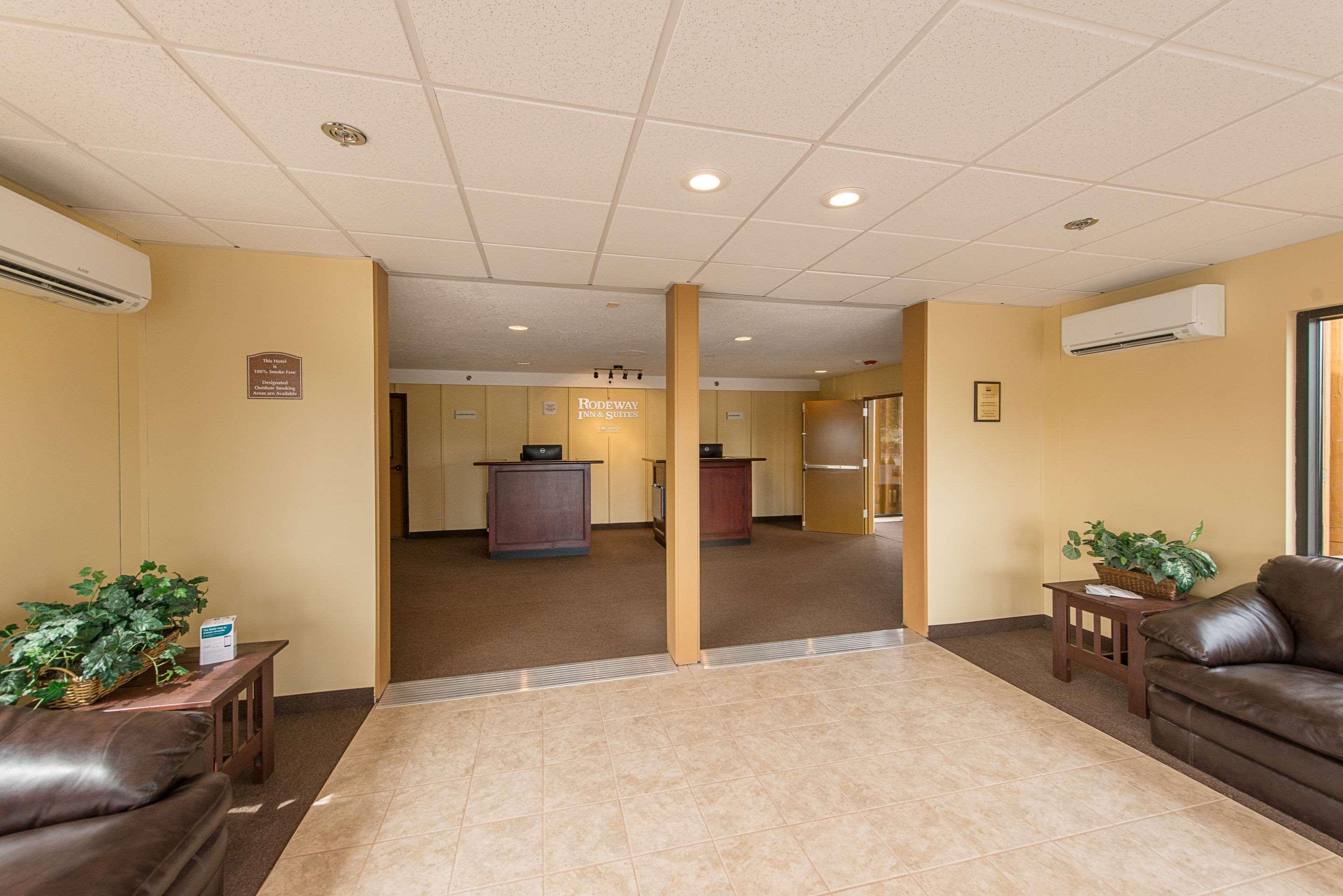 Rodeway Inn & Suites Portland - Jantzen Beach Ngoại thất bức ảnh