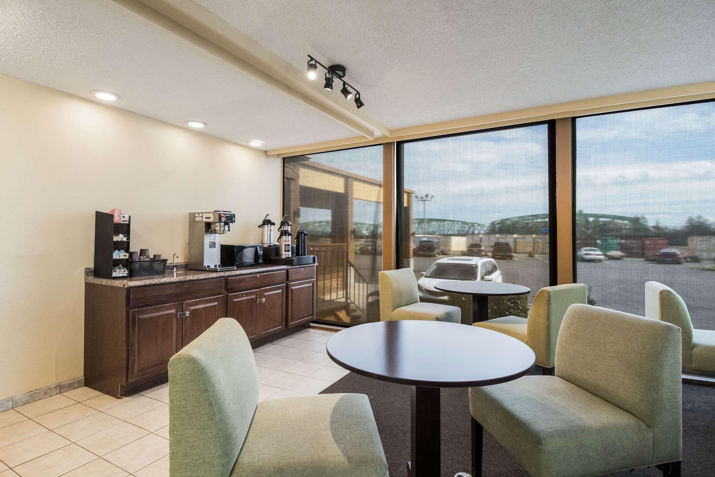 Rodeway Inn & Suites Portland - Jantzen Beach Ngoại thất bức ảnh