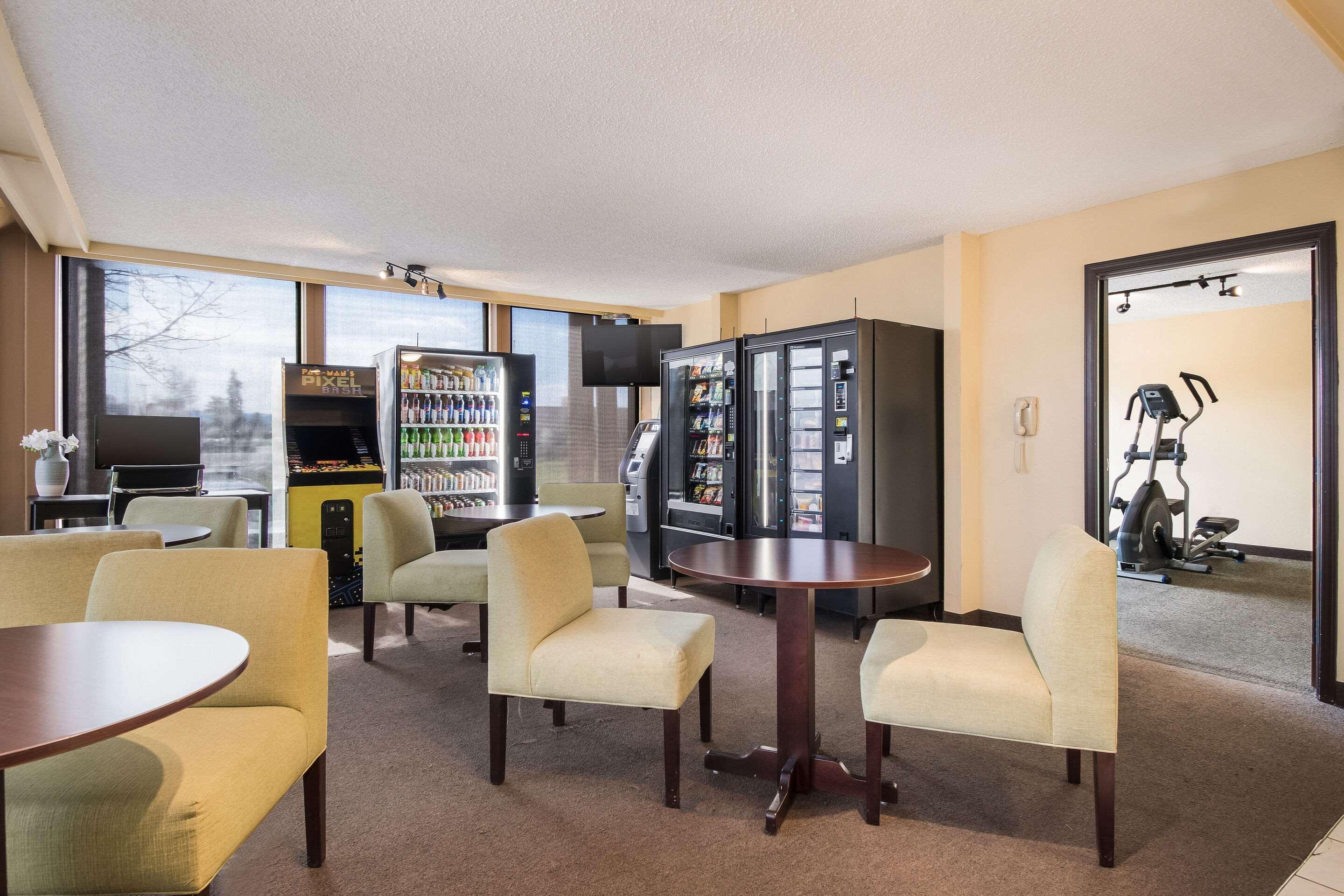 Rodeway Inn & Suites Portland - Jantzen Beach Ngoại thất bức ảnh