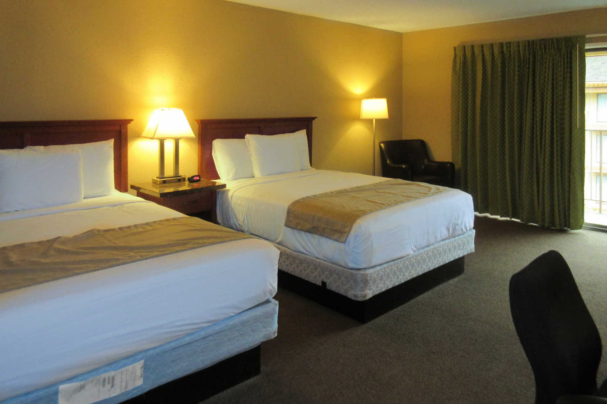 Rodeway Inn & Suites Portland - Jantzen Beach Phòng bức ảnh